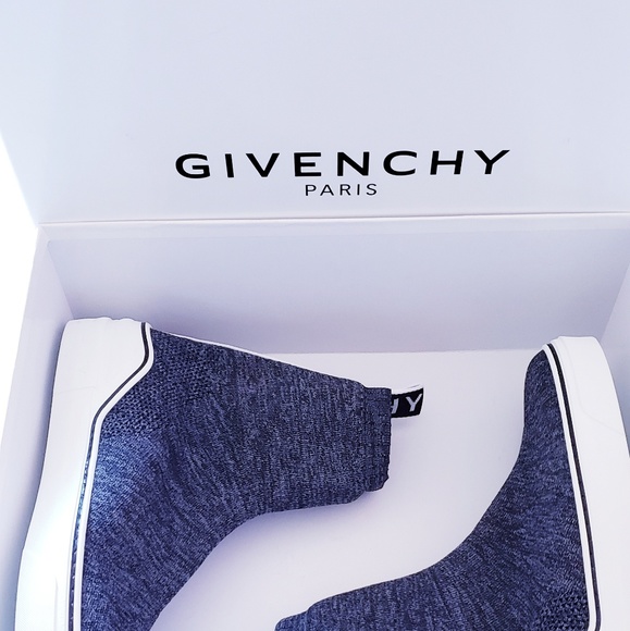 New Authentic Givenchy 
Men's George V Knit - Picture 7 of 8